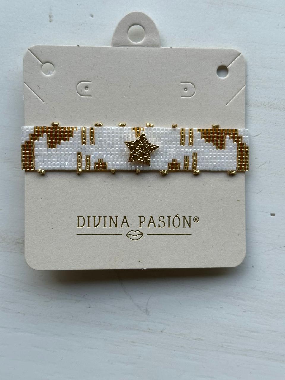 Pulsera pequeña plateada boca
